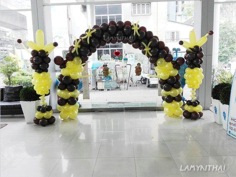 ลูกโป่งตกแต่งงานอีเวนต์ โดยลำไยไทย — balloon-arch1
